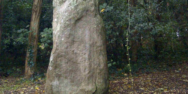 Le Menhir de la Pierre Attelée